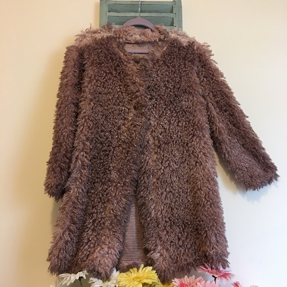 Alda Ferretti Jackets & Blazers - Alda Ferretti NWOT Faux Fur Luxurious Long Jacket